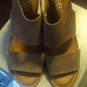Franco sarto delores taupe sandals 9.5 new